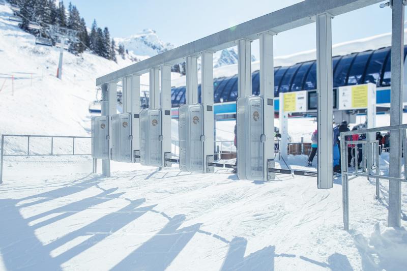 rfid-reloadable-lift-tickets-mt-seymour